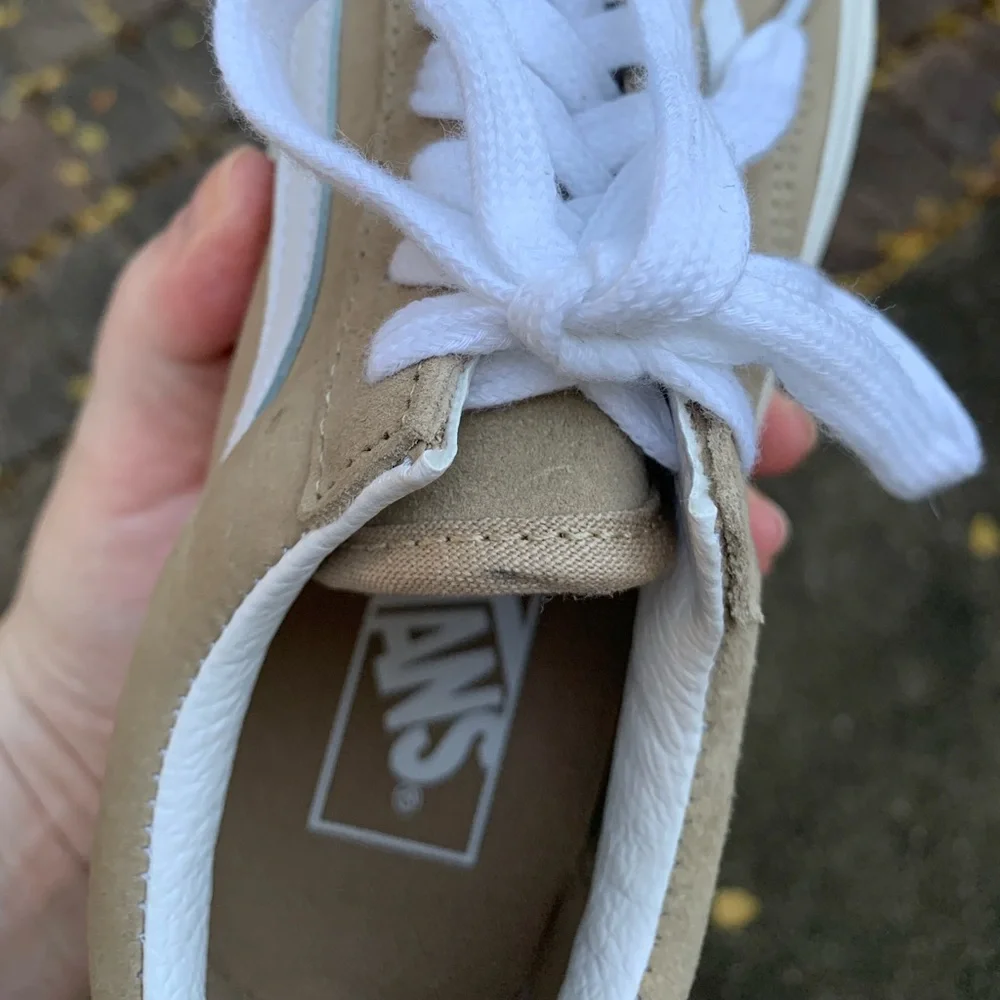 NWT Vans Old Skool Holiday Spice/Travertine Suede Size 6.5